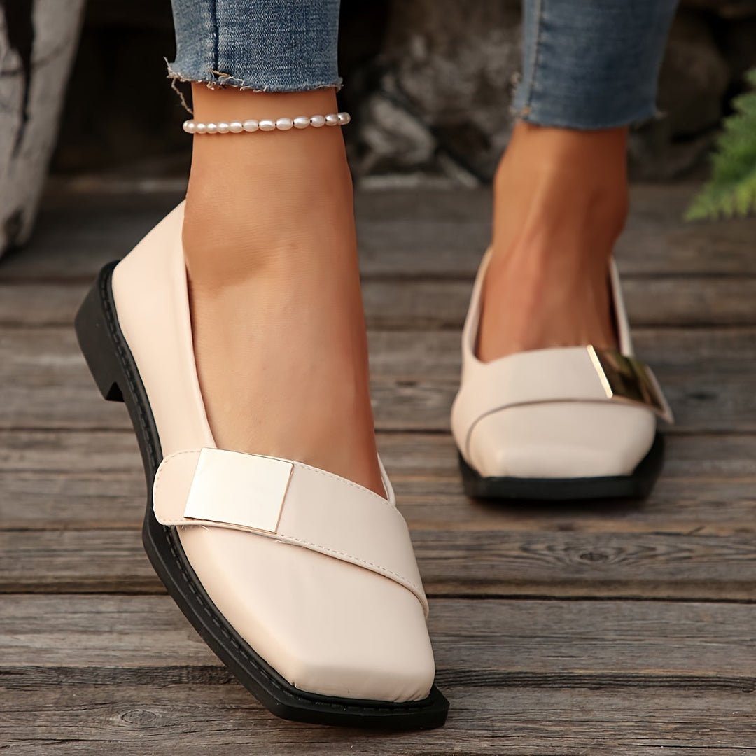 Elora Black Flats for Women - All-Day Comfort & Chic Design