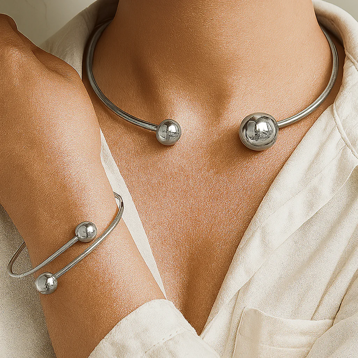 Glow™ | Elegant Gold Bracelet Set