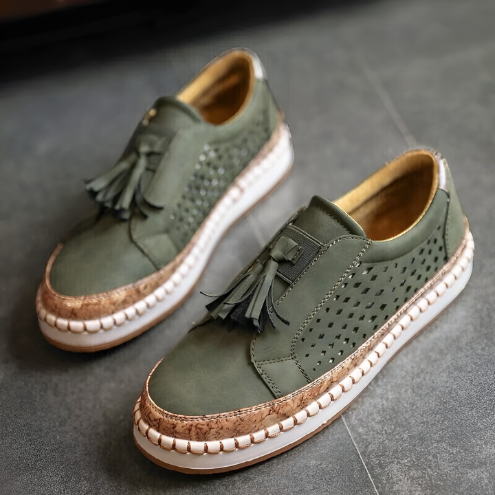 Juliette Tassel Sneakers - Lightweight Comfort for Warm Days